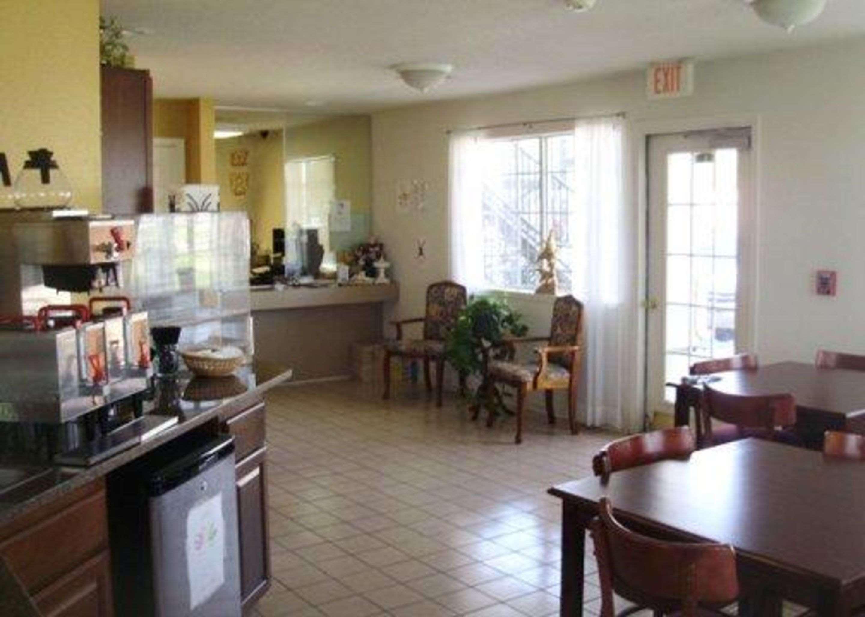 Rodeway Inn Goddard Εξωτερικό φωτογραφία